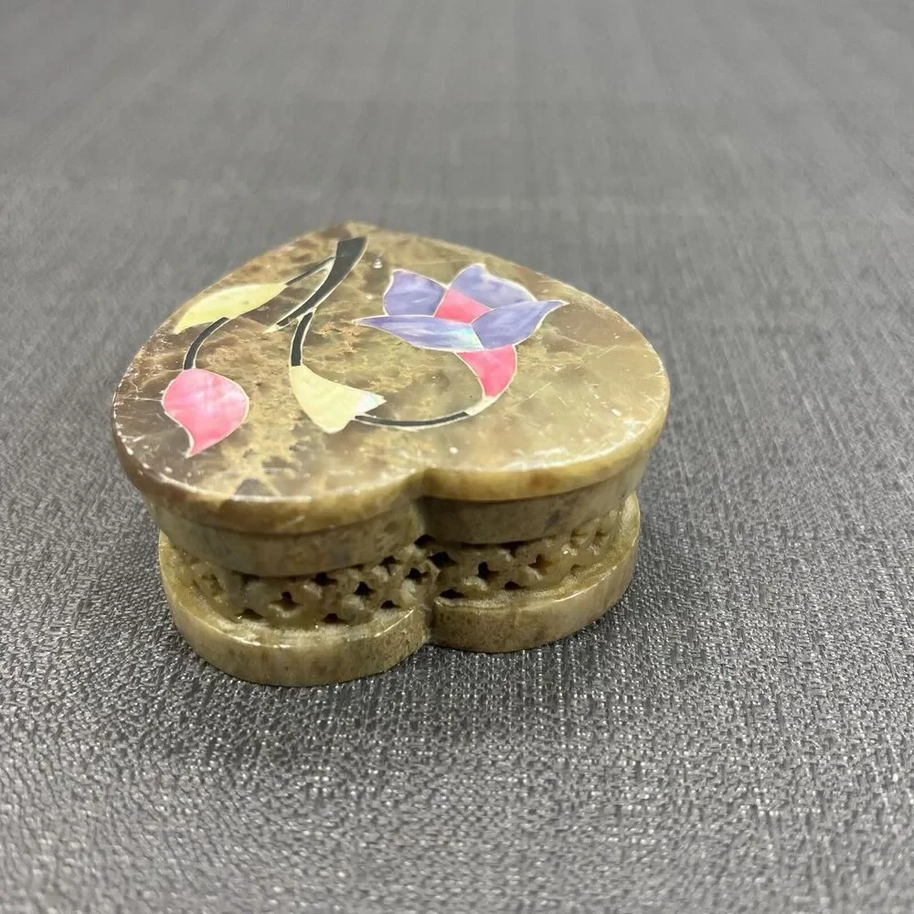 Hand Carved Soap Stone Trinket Box India Mother Of Pearl Inlay Heart Shape